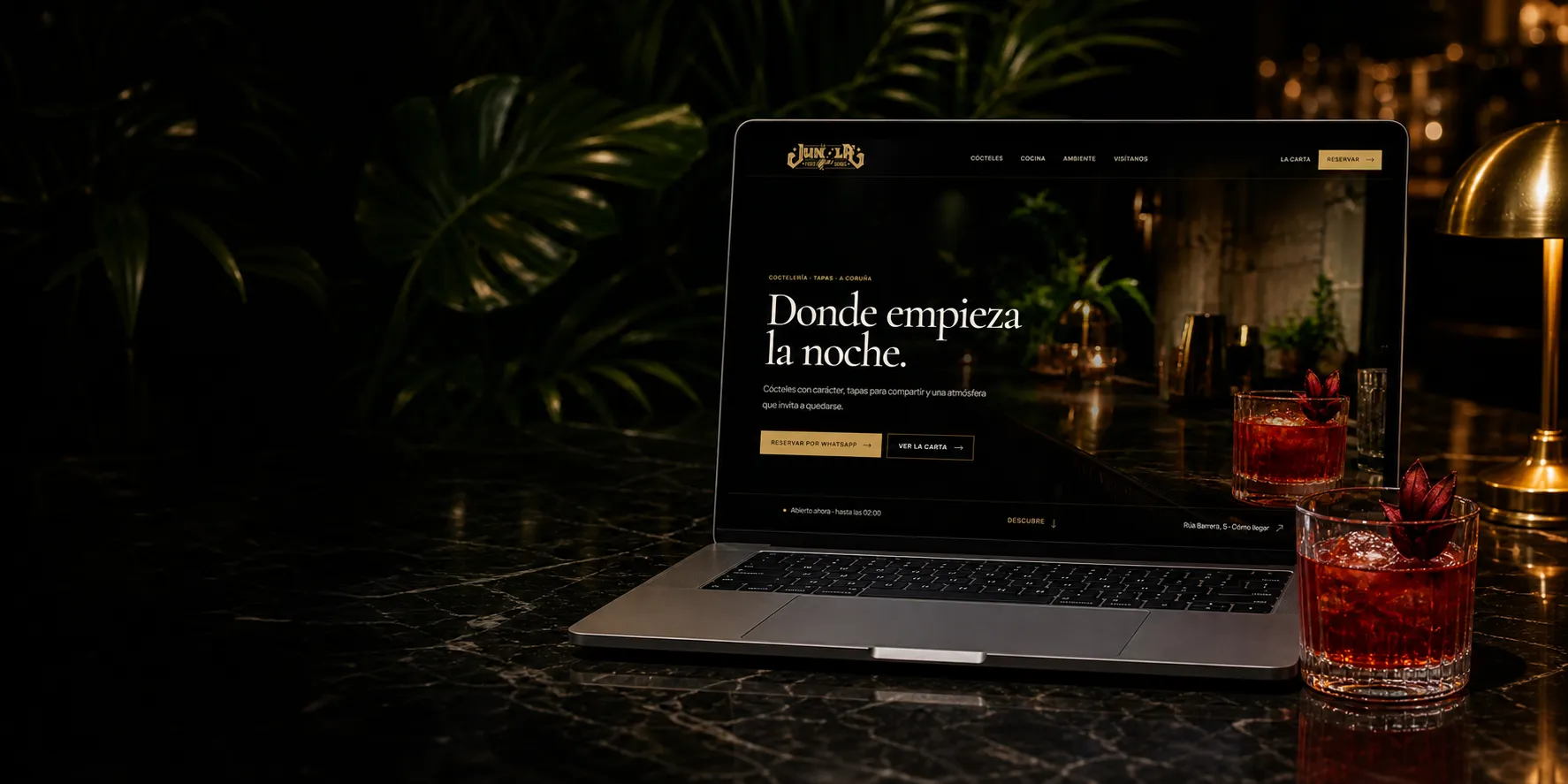 La web de La Jungla presenta sus dos locales y mantiene visibles la carta, la ubicación y la reserva.