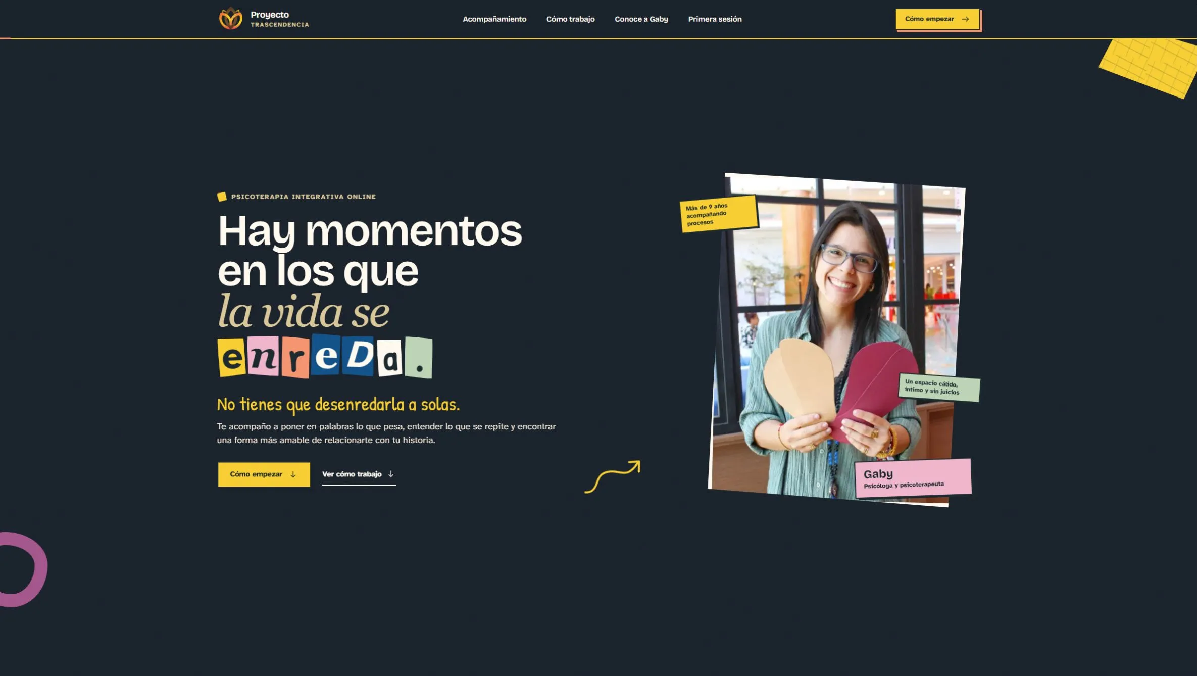 Detalle de la identidad de Proyecto Trascendencia con su logotipo y el sistema gráfico aplicado a la portada web.